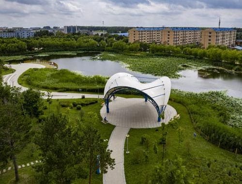 青冈县日月湖公园