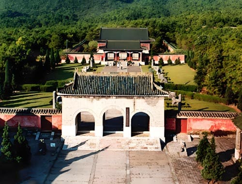 靖江王陵考古遗址公园